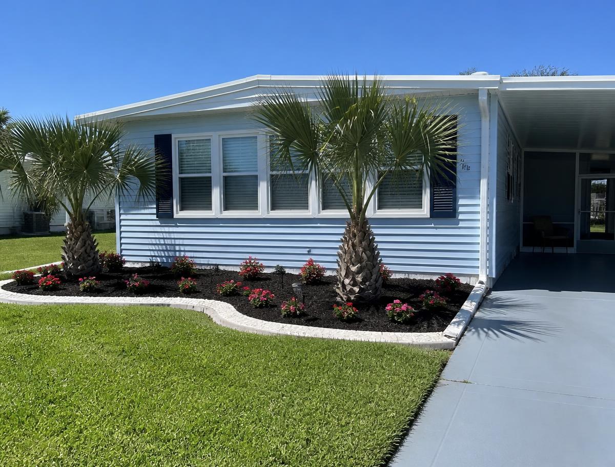 Manufactured Home Front Yard — Fort Myers — after photo